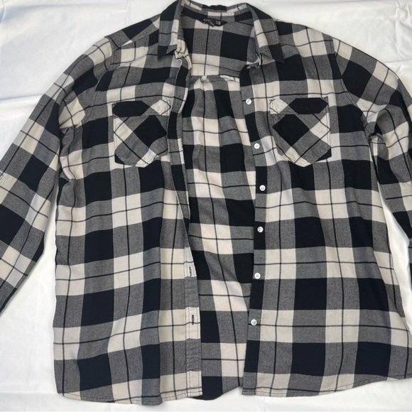 Express - White, Grey, and Black Plaid Long Sleeve Button Up Shirt - Picture 1 of 8
